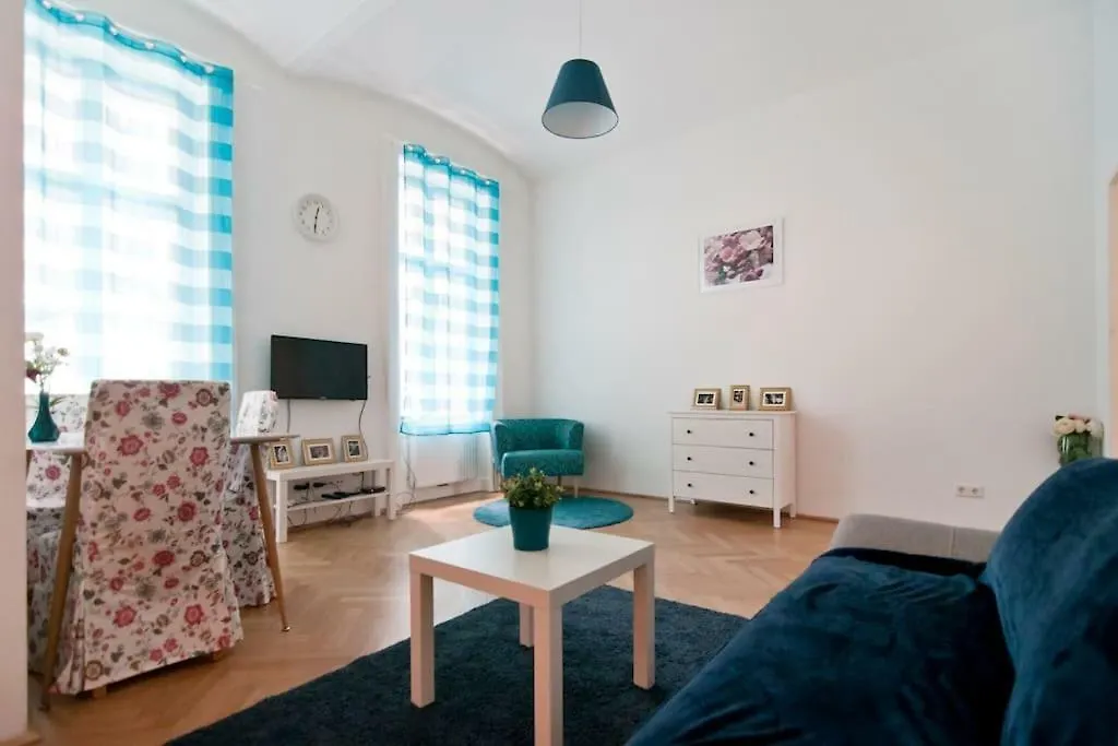 Marvelous Midtown Apartment Vienna Austria